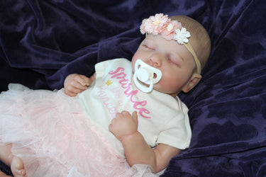 Lifelike Reborn Baby Doll 20” 2 to 8 Pounds Weighted Newborn Baby Girl/Boy Soft Heavy Baby Dolls For Children Child Friendly Gifts For Girls